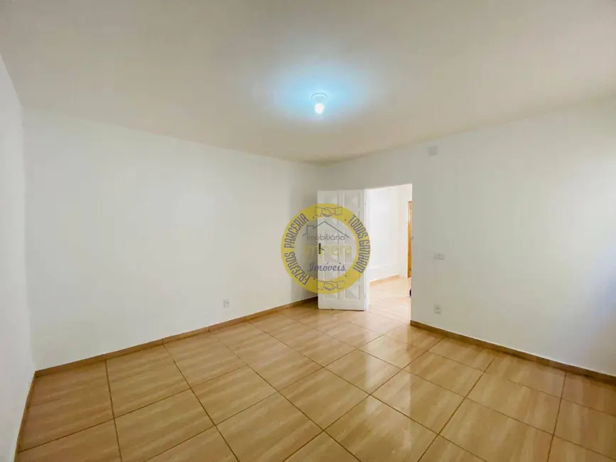 Foto 4 de Casa com 1 quarto para alugar, 150m2 em Sao Jose Dos Campos - SP