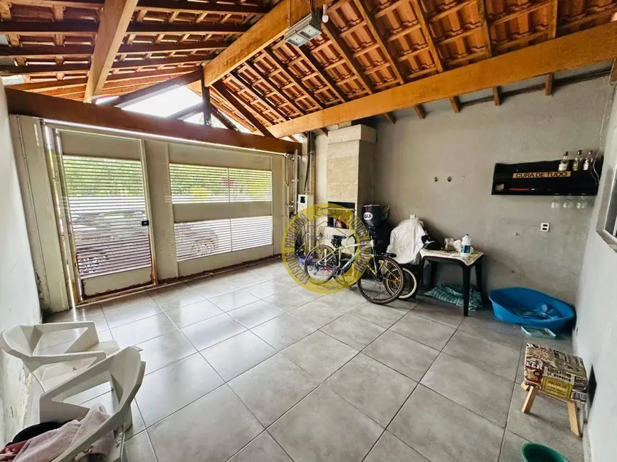 Foto 1 de Casa de Condomínio com 2 quartos à venda, 125m2 em Sao Jose Dos Campos - SP