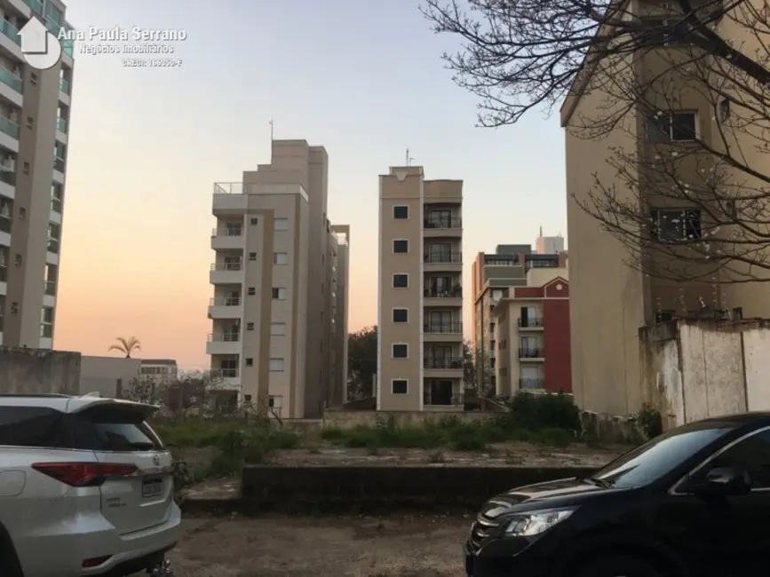 Foto 1 de Terreno / Lote à venda, 560m2 em Parque Campolim, Sorocaba - SP