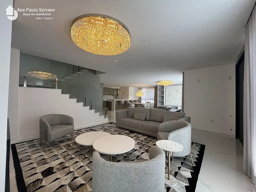 Foto 6 de Casa com 5 quartos à venda, 371m2 em Gramado - RS