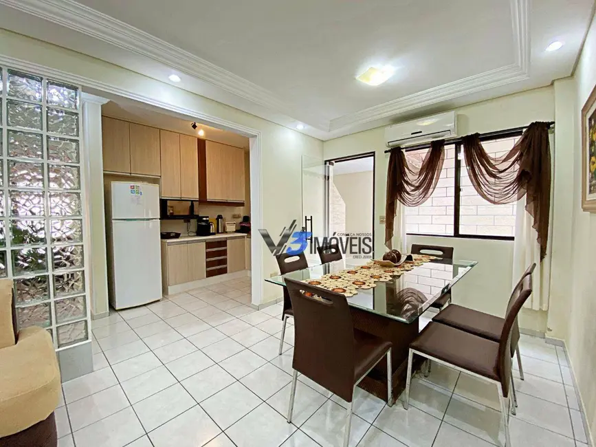 Foto 1 de Apartamento com 2 quartos à venda, 78m2 em Centro, Matinhos - PR