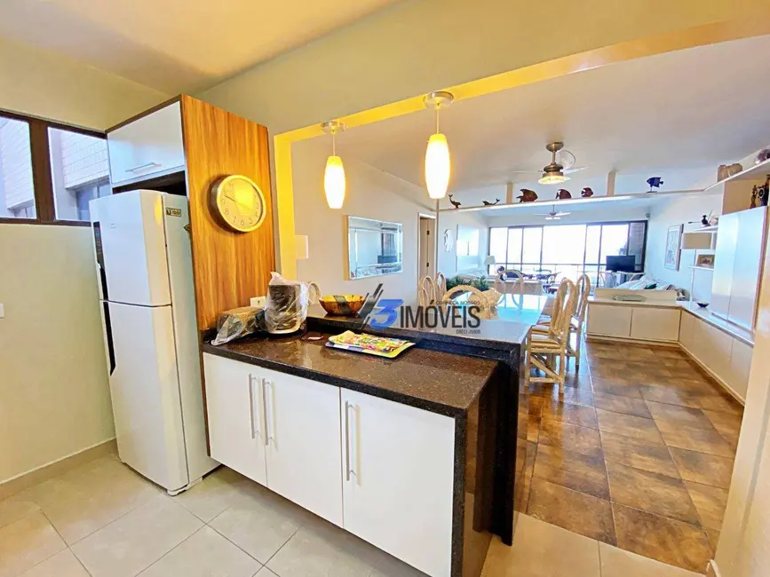 Apartamento com 4 quartos à venda, 154m2 em Matinhos - PR - imagem 4 Foto 4 de Apartamento com 4 quartos à venda, 154m2 em Matinhos - PR