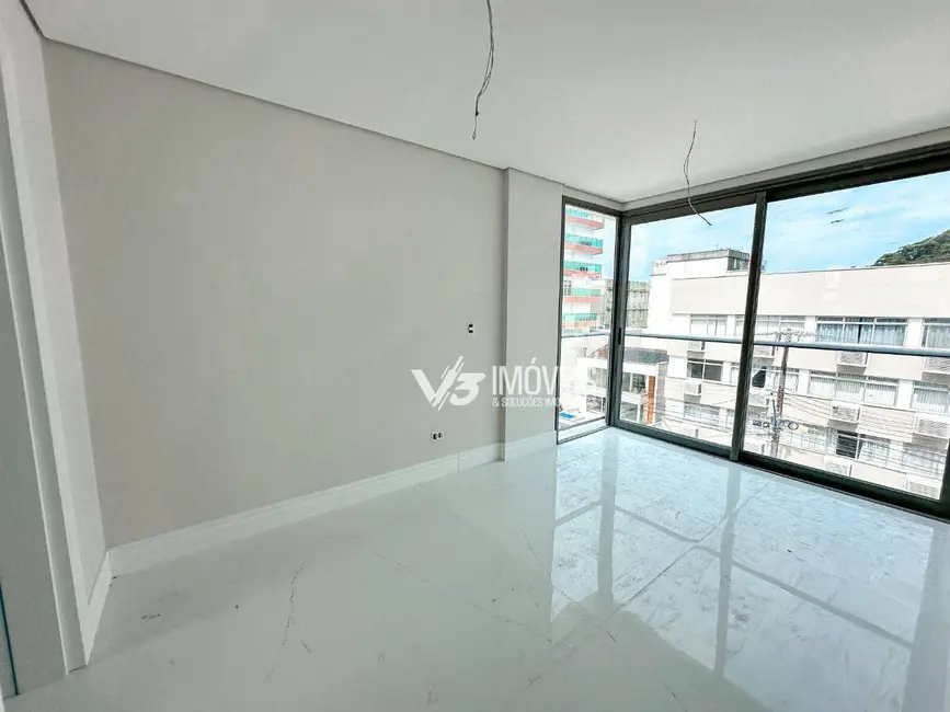 Foto 9 de Apartamento com 3 quartos à venda, 175m2 em Matinhos - PR