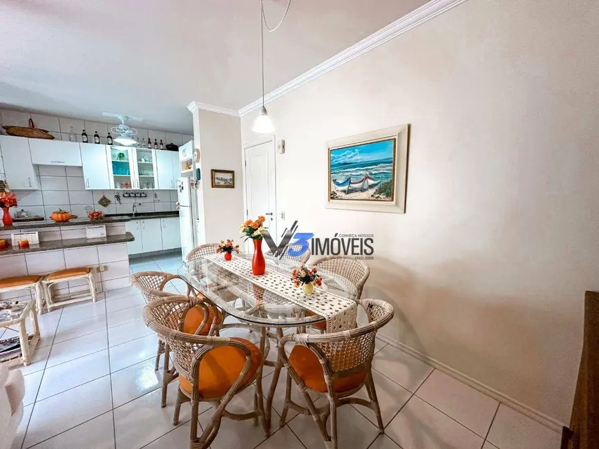 Foto 9 de Apartamento com 2 quartos à venda, 101m2 em Matinhos - PR