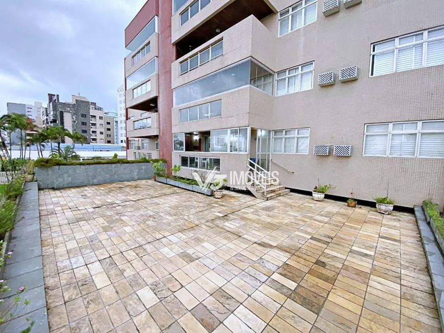 Foto 8 de Apartamento com 4 quartos à venda, 215m2 em Matinhos - PR