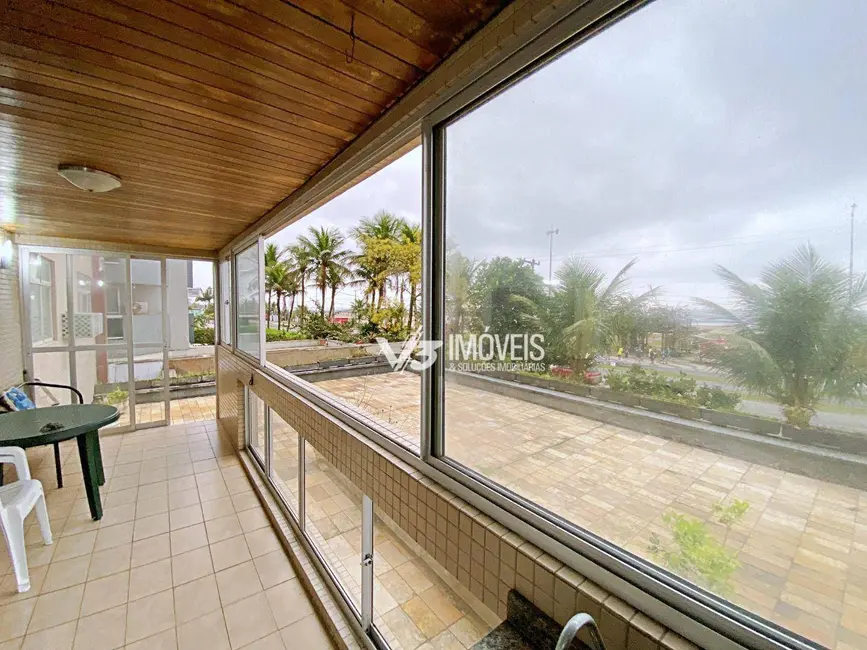 Foto 5 de Apartamento com 4 quartos à venda, 215m2 em Matinhos - PR