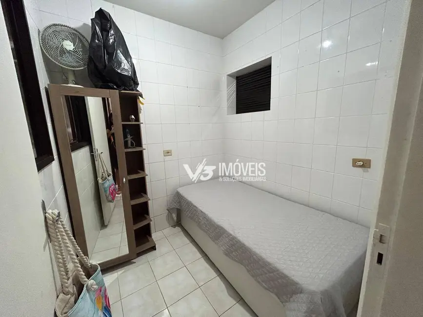 Apartamento com 3 quartos à venda, 129m2 em Matinhos - PR - imagem 8 Foto 8 de Apartamento com 3 quartos à venda, 129m2 em Matinhos - PR