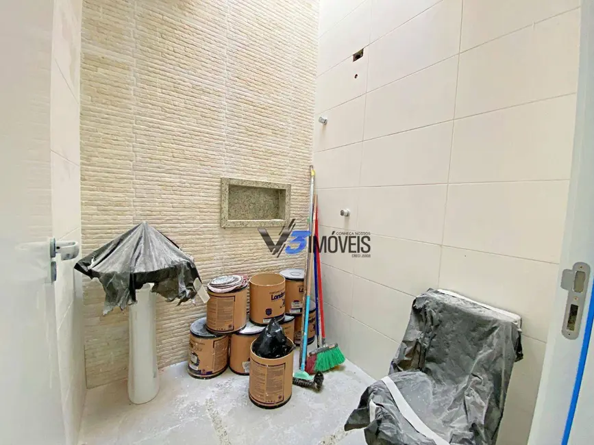 Foto 5 de Casa com 2 quartos à venda, 150m2 em Matinhos - PR