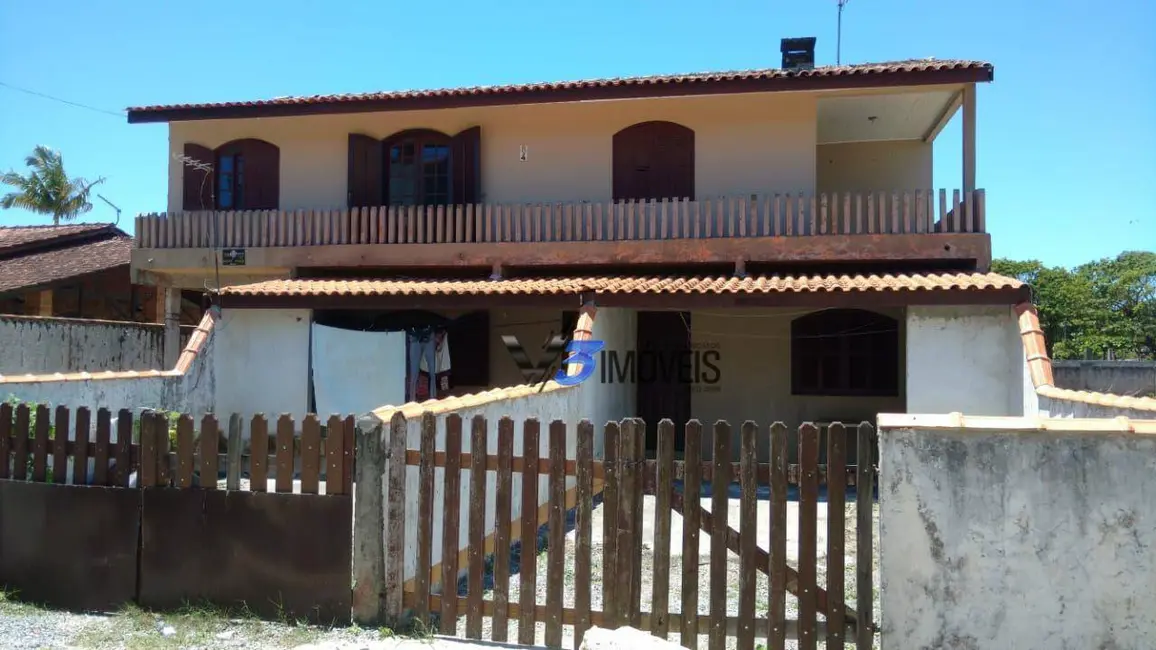 Foto 6 de Casa com 3 quartos à venda, 520m2 em Matinhos - PR