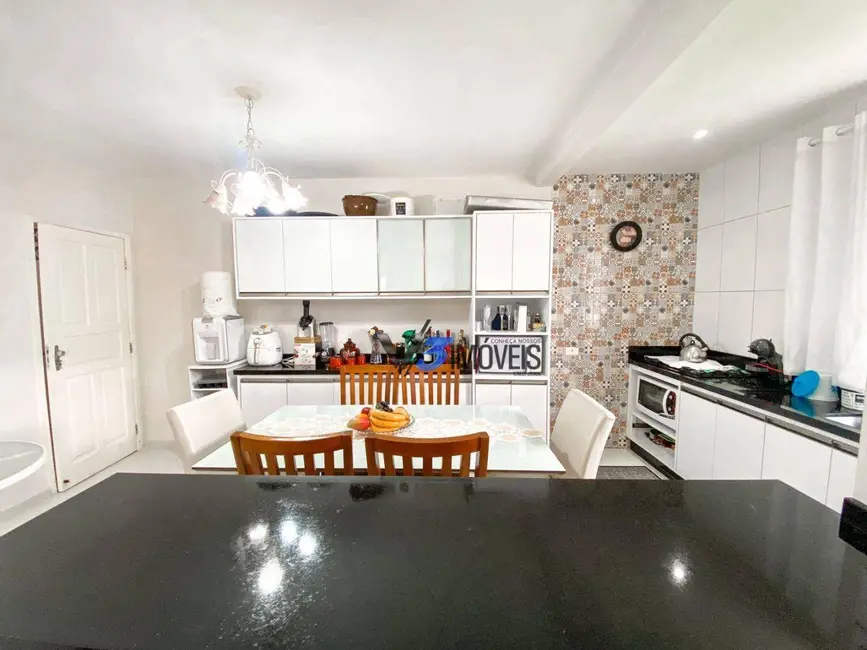 Foto 8 de Casa com 3 quartos à venda, 330m2 em Matinhos - PR