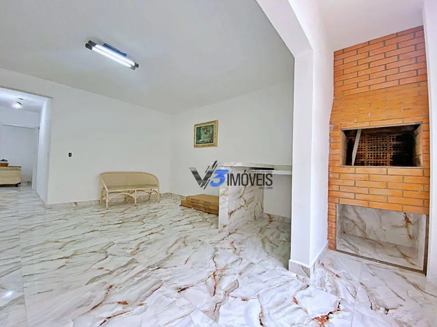 Apartamento com 2 quartos à venda, 81m2 em Matinhos - PR - imagem 5 Foto 5 de Apartamento com 2 quartos à venda, 81m2 em Matinhos - PR