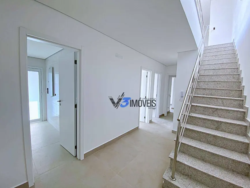 Foto 7 de Cobertura com 3 quartos à venda, 228m2 em Matinhos - PR