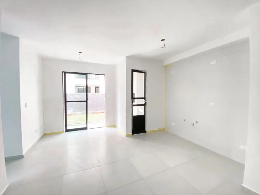 Foto 4 de Apartamento com 2 quartos à venda, 48m2 em Matinhos - PR