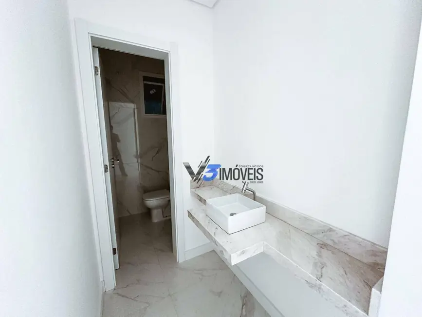 Foto 8 de Apartamento com 3 quartos à venda, 154m2 em Centro, Matinhos - PR