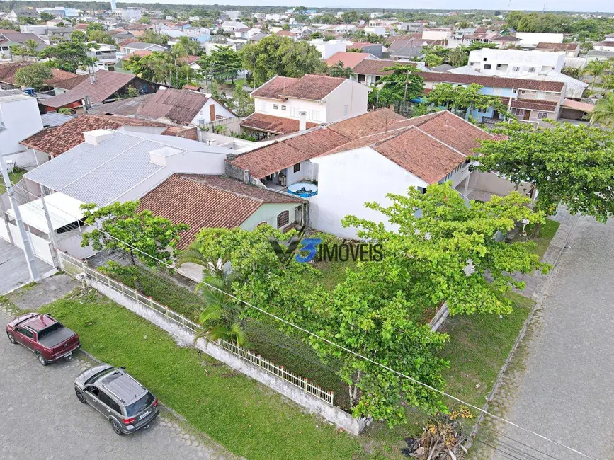 Foto 2 de Casa com 3 quartos à venda, 384m2 em Pontal Do Parana - PR