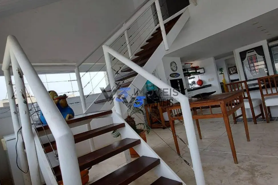 Foto 4 de Cobertura com 5 quartos à venda, 600m2 em Matinhos - PR