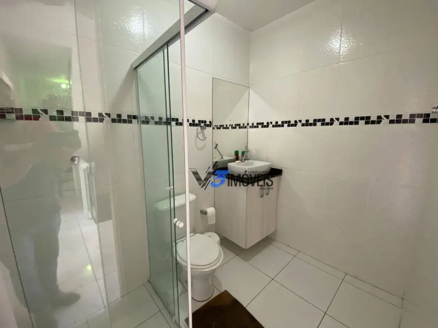 Foto 8 de Sobrado com 4 quartos à venda, 240m2 em Matinhos - PR