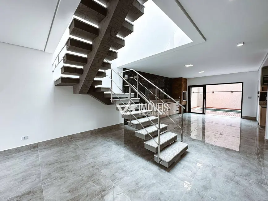 Foto 5 de Sobrado com 4 quartos à venda, 162m2 em Matinhos - PR