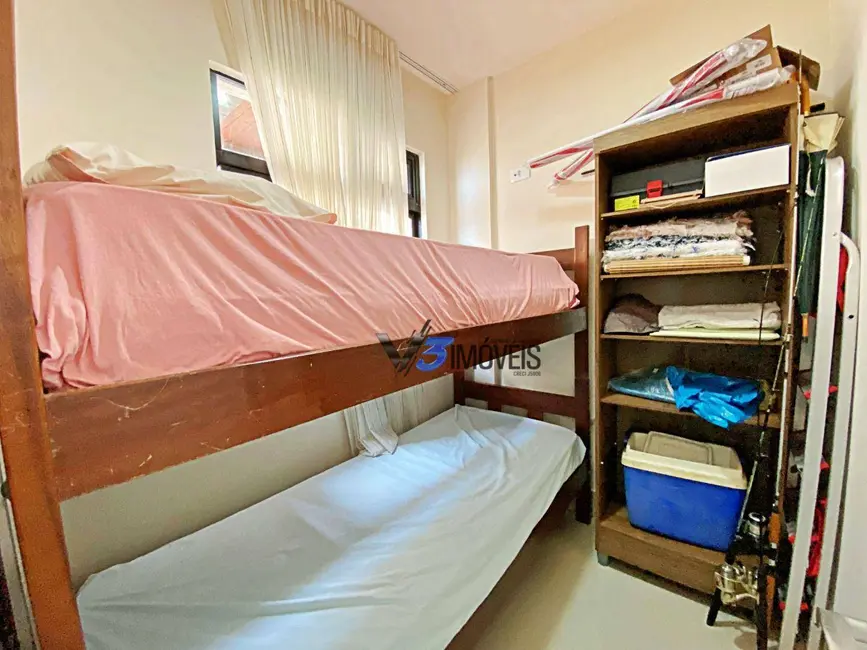 Foto 6 de Apartamento com 3 quartos à venda, 142m2 em Matinhos - PR