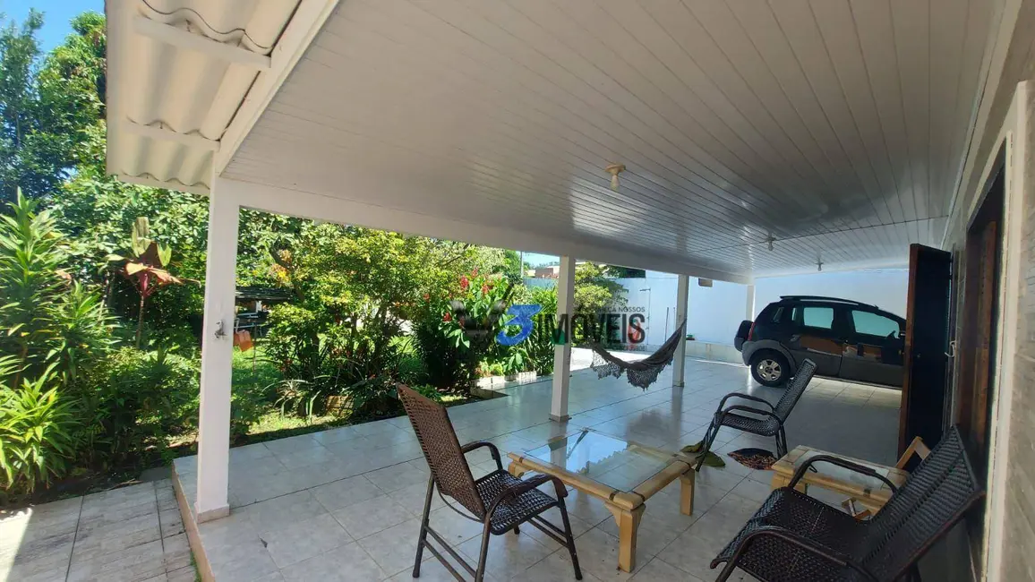 Foto 6 de Casa com 3 quartos à venda, 546m2 em Matinhos - PR