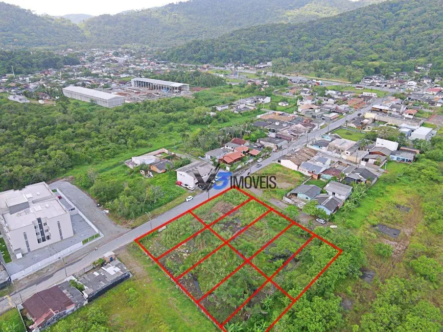 Foto 1 de Terreno / Lote à venda, 3720m2 em Matinhos - PR
