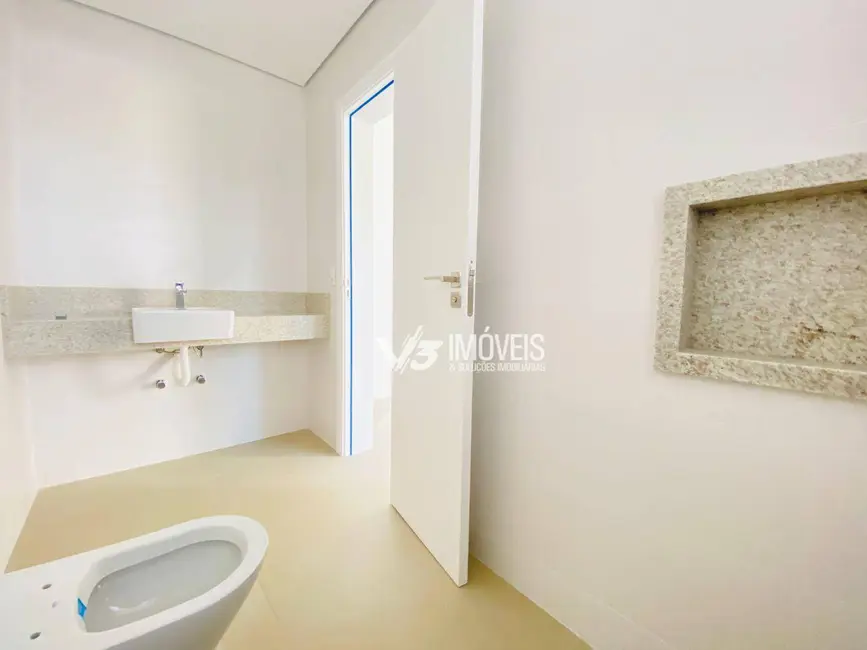 Foto 9 de Cobertura com 4 quartos à venda, 338m2 em Centro, Matinhos - PR