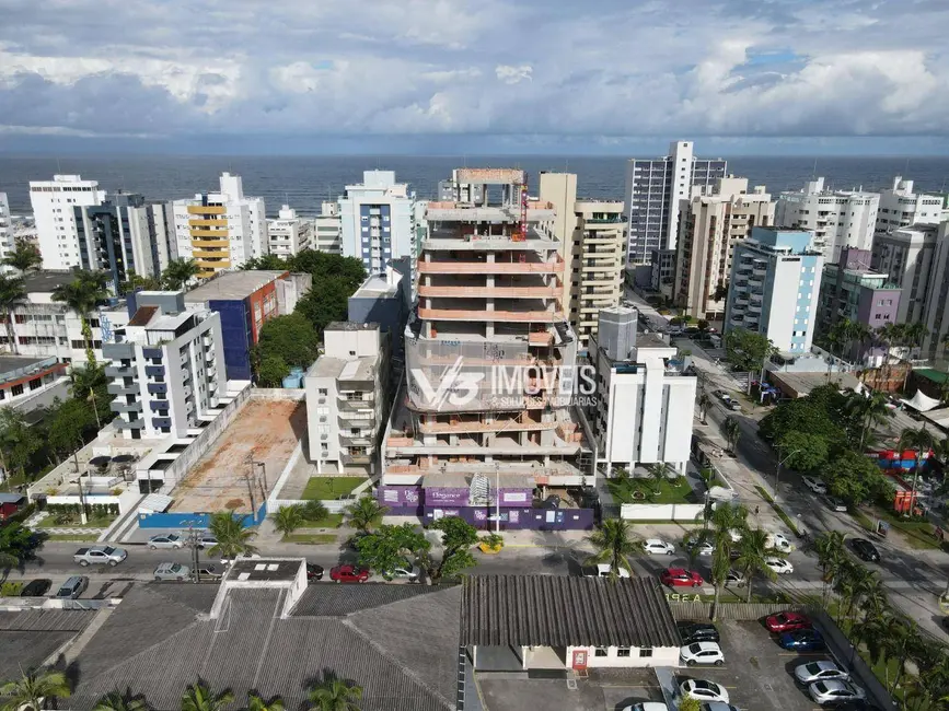 Apartamento com 3 quartos à venda, 257m2 em Matinhos - PR - imagem 3 Foto 3 de Apartamento com 3 quartos à venda, 257m2 em Matinhos - PR