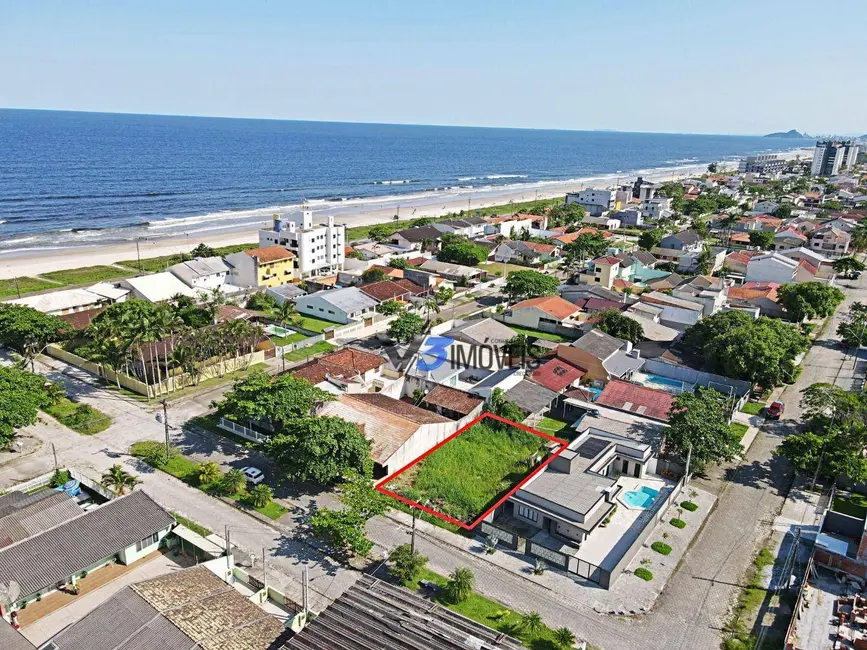 Foto 3 de Terreno / Lote à venda, 382m2 em Centro, Matinhos - PR