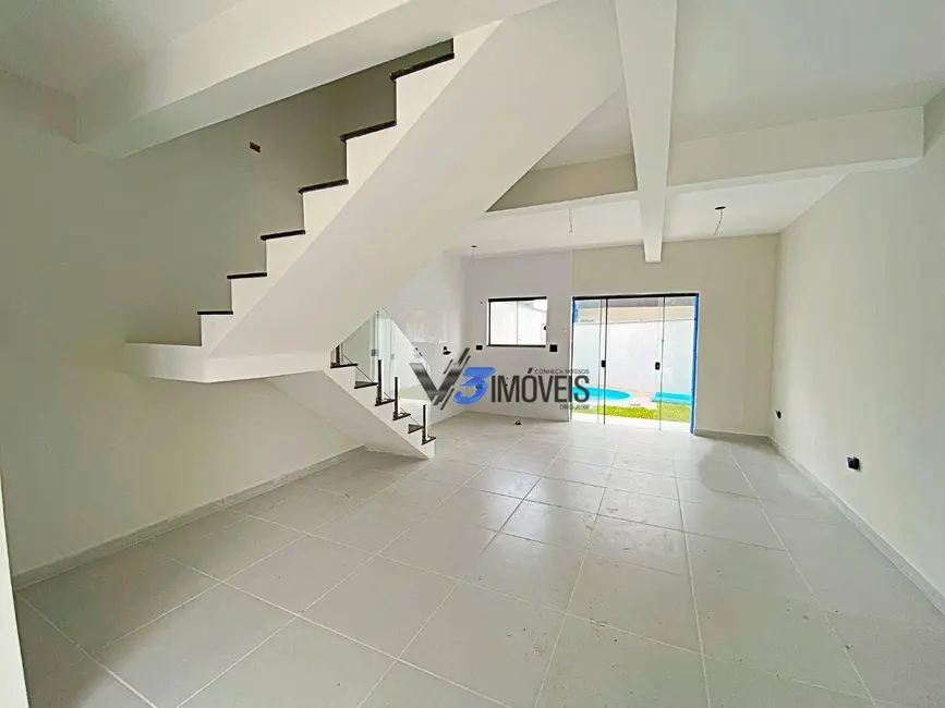 Foto 3 de Sobrado com 3 quartos à venda, 97m2 em Matinhos - PR