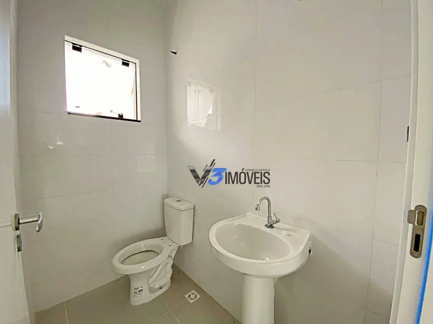 Foto 6 de Sobrado com 3 quartos à venda, 97m2 em Matinhos - PR