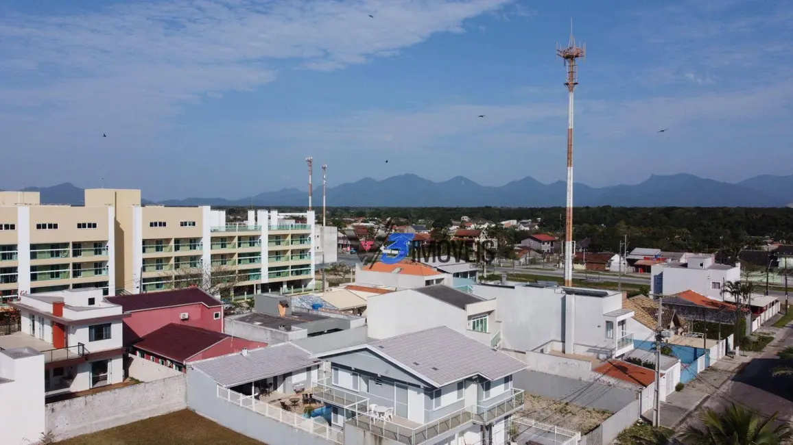 Cobertura com 3 quartos à venda, 300m2 em Matinhos - PR - imagem 4 Foto 4 de Cobertura com 3 quartos à venda, 300m2 em Matinhos - PR