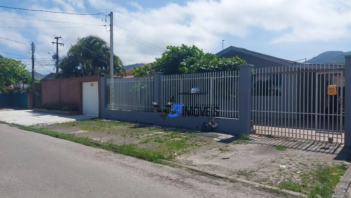 Foto 2 de Casa com 3 quartos à venda, 364m2 em Matinhos - PR
