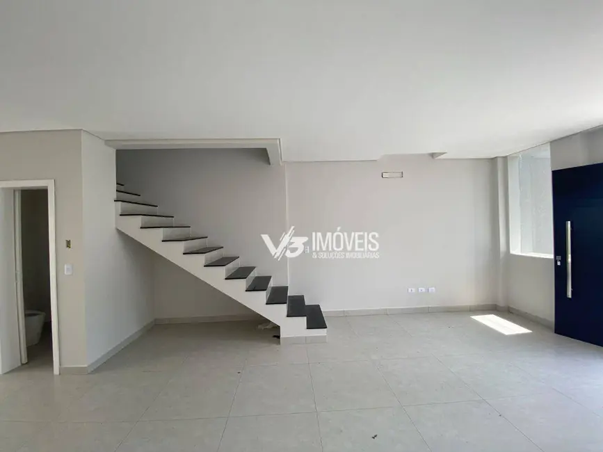 Foto 6 de Sobrado com 3 quartos à venda, 409m2 em Matinhos - PR