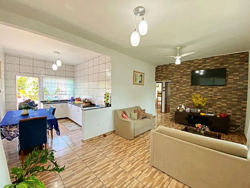 Foto 6 de Casa com 3 quartos à venda, 495m2 em Matinhos - PR