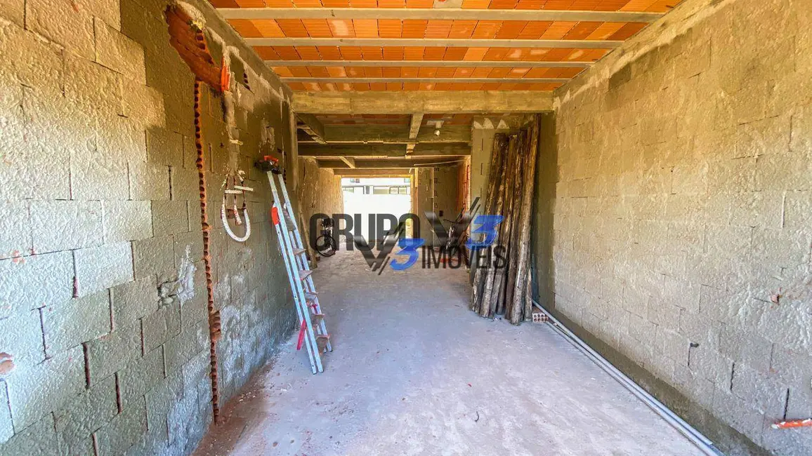 Foto 4 de Sobrado com 3 quartos à venda, 410m2 em Matinhos - PR