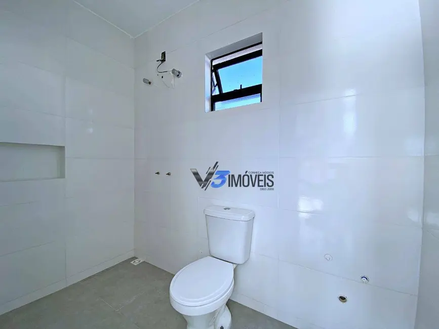 Foto 7 de Sobrado com 3 quartos à venda, 325m2 em Matinhos - PR