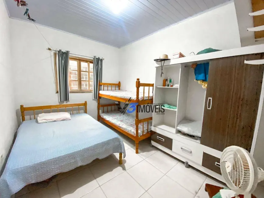Foto 7 de Casa com 3 quartos à venda, 312m2 em Matinhos - PR
