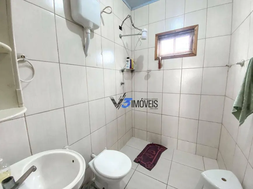 Foto 9 de Casa com 3 quartos à venda, 312m2 em Matinhos - PR