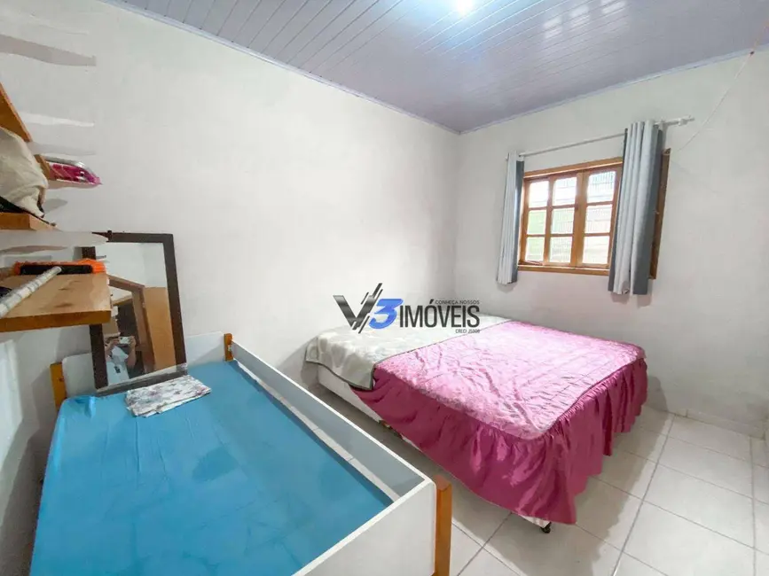 Foto 8 de Casa com 3 quartos à venda, 312m2 em Matinhos - PR
