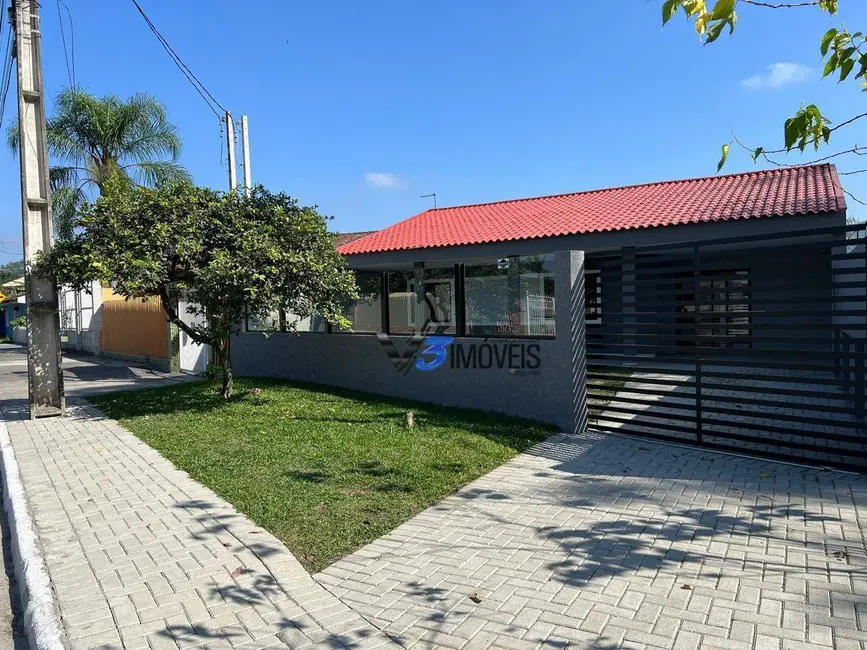 Foto 2 de Casa com 4 quartos à venda, 330m2 em Matinhos - PR
