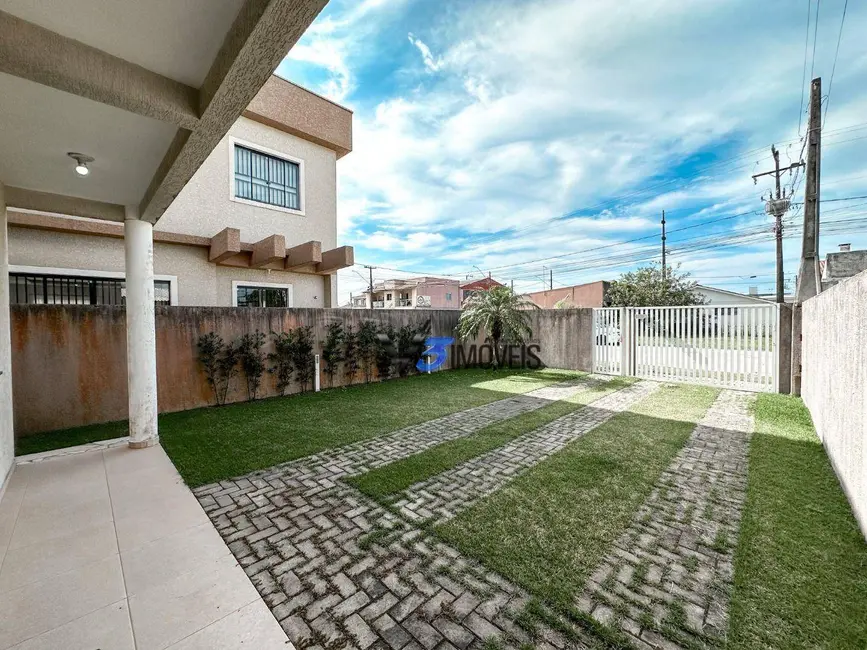 Foto 3 de Sobrado com 3 quartos à venda, 229m2 em Matinhos - PR