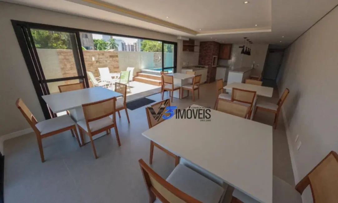 Foto 6 de Apartamento com 2 quartos à venda, 72m2 em Matinhos - PR