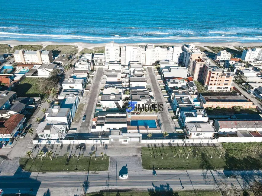 Foto 4 de Casa com 4 quartos à venda, 367m2 em Centro, Matinhos - PR