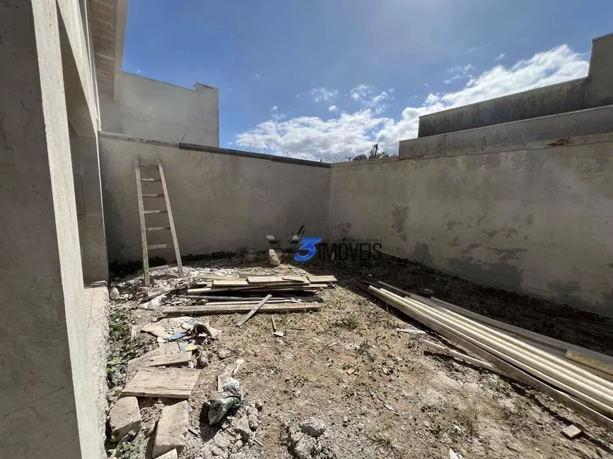 Foto 14 de Sobrado à venda, 197m2 em Matinhos - PR