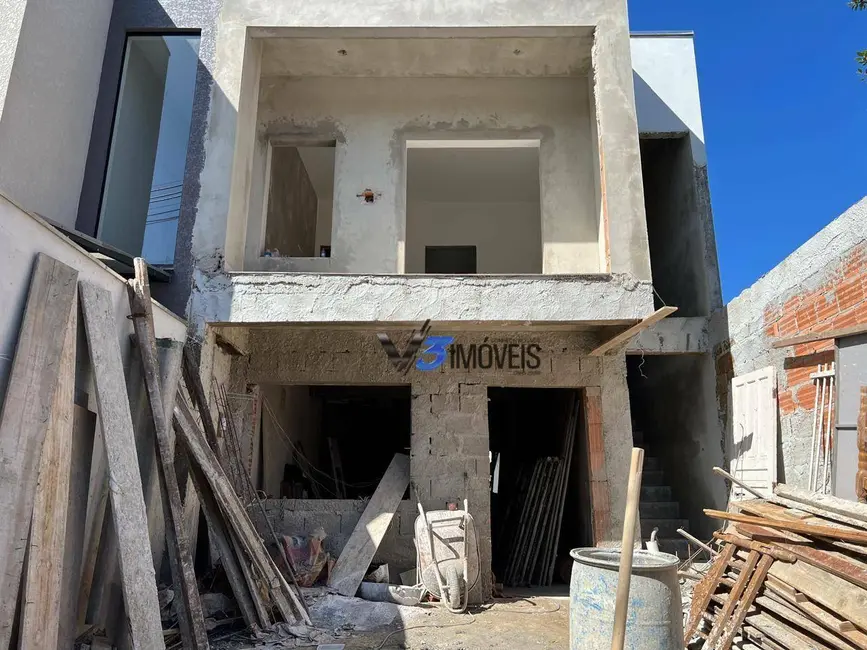 Foto 1 de Sobrado com 3 quartos à venda, 160m2 em Matinhos - PR