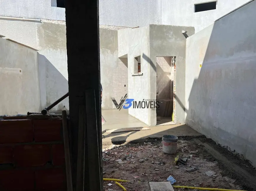 Foto 5 de Sobrado com 3 quartos à venda, 160m2 em Matinhos - PR