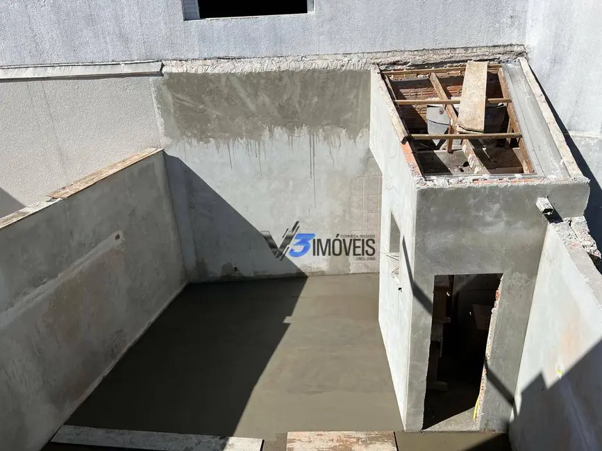 Foto 9 de Sobrado com 3 quartos à venda, 160m2 em Matinhos - PR