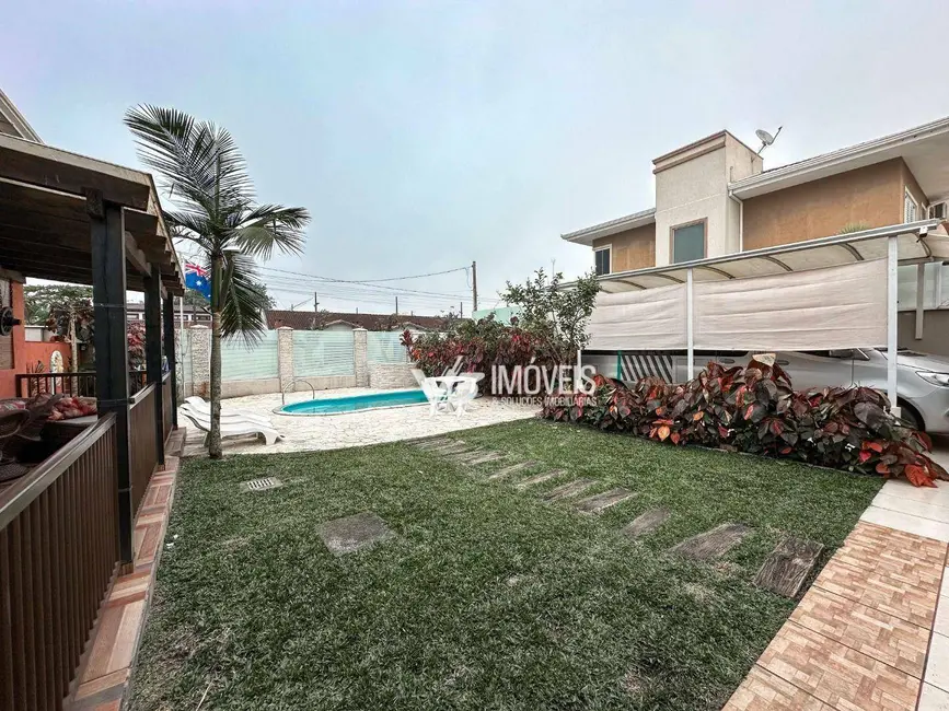 Foto 6 de Casa com 5 quartos à venda, 665m2 em Centro, Matinhos - PR