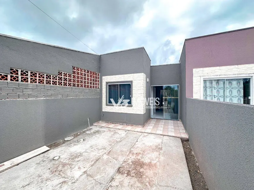 Foto 2 de Casa com 2 quartos à venda, 28m2 em Matinhos - PR