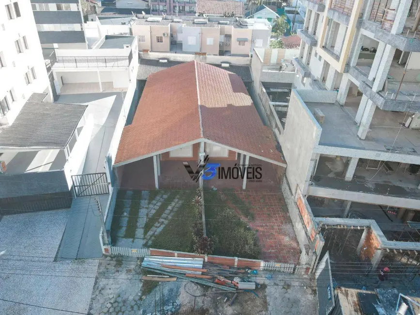 Foto 6 de Terreno / Lote à venda, 504m2 em Matinhos - PR